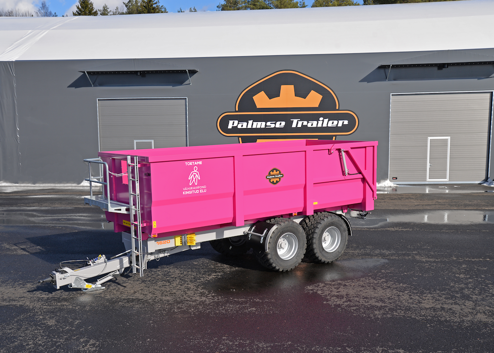 Palmse Trailer pink trailer for Cancer Foundation. 