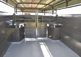 karjavaunu livestock trailer